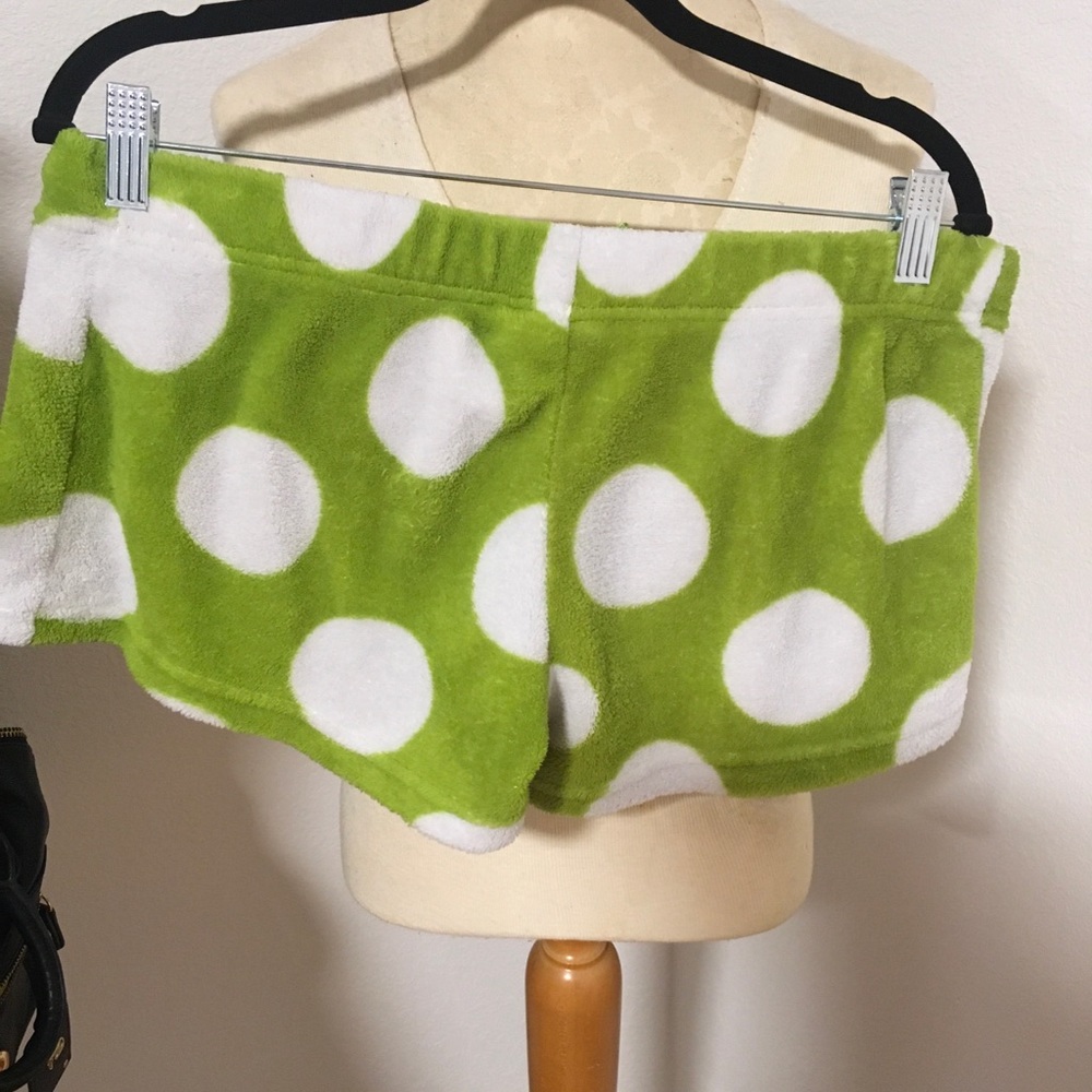 Sleep shorts size L
